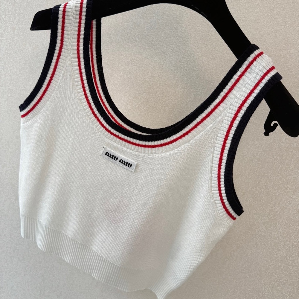 Miu Miu simple round-neck knitted tank top - Picture 4 of 4